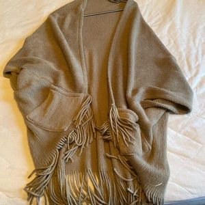 Poncho/Sweater